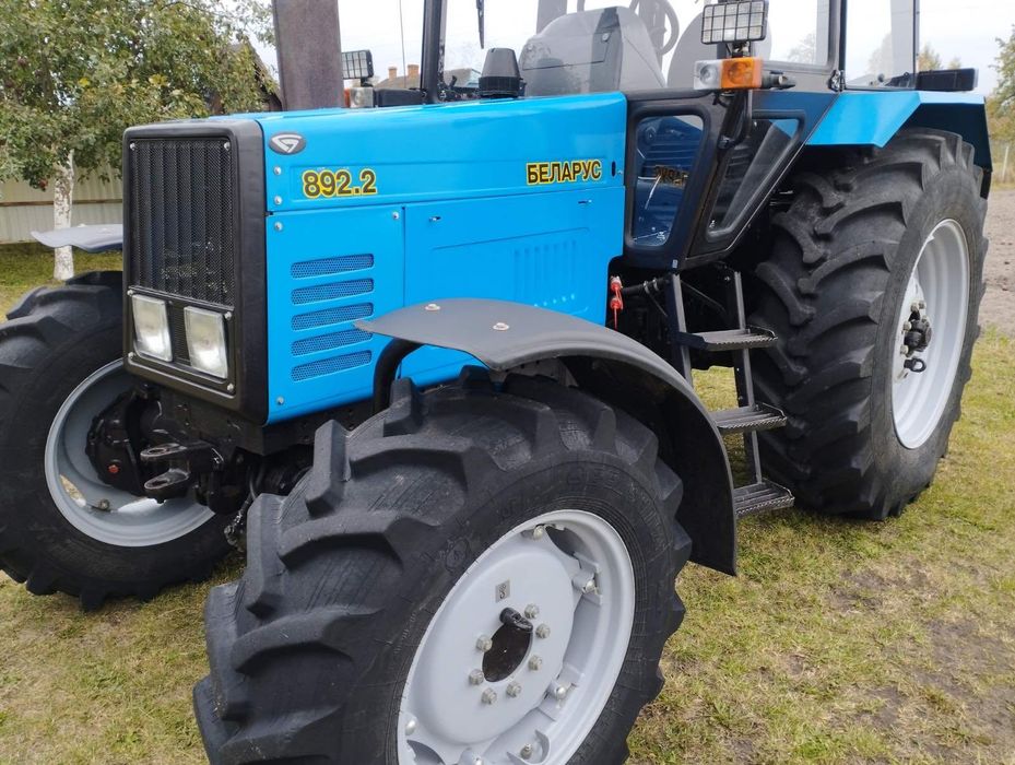 В продаже мтз 892.2 беларус