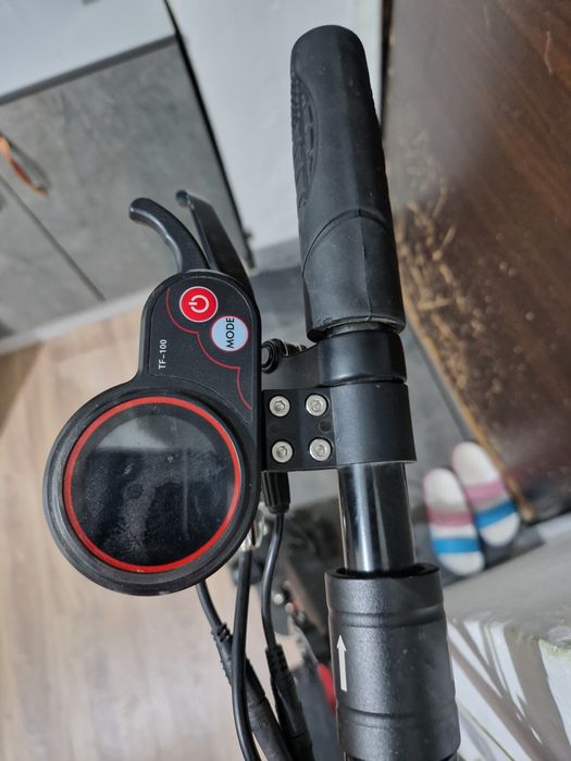 Продам электро самокат