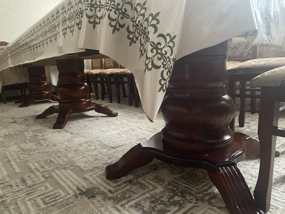 Продам стол со стульями 26 штук