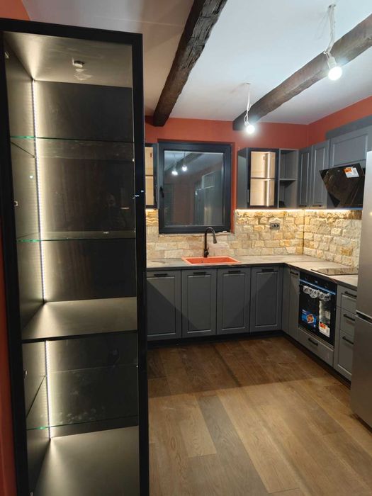 Дава се под наем Къща в с. Марково, Област Пловдив - 200 кв.м за 2000 € - Снимка #5