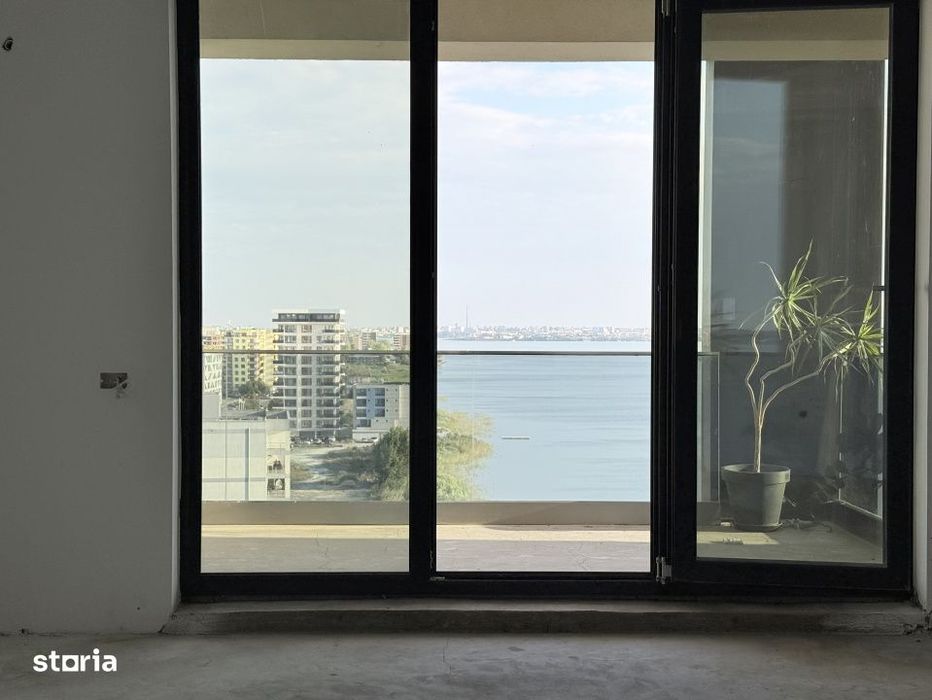 Apartament de vanzare cu 2 camere Mamaia–vedere la Lacul Siutghiol