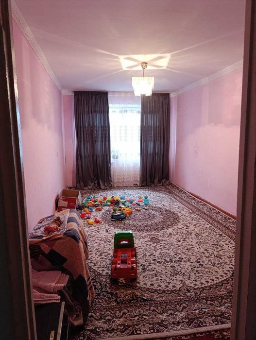 3х комнатная квартира на 4 этаже 5ти этажного дома, Согдиана