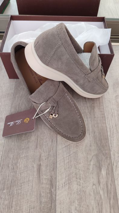 Лоферы  замшевые новые