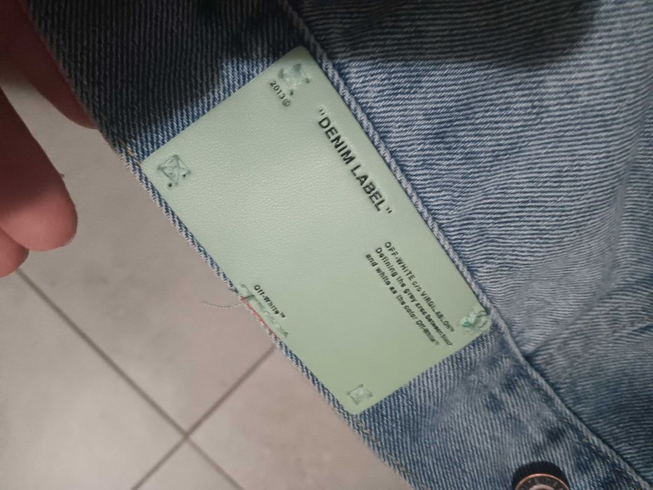 Geaca Off White de blugi