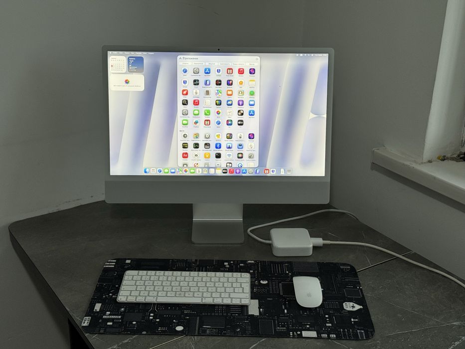 Apple iMac M1 2021 / 500 гб/8 гб 24 inch (24 дюймовый) Полный Комплект