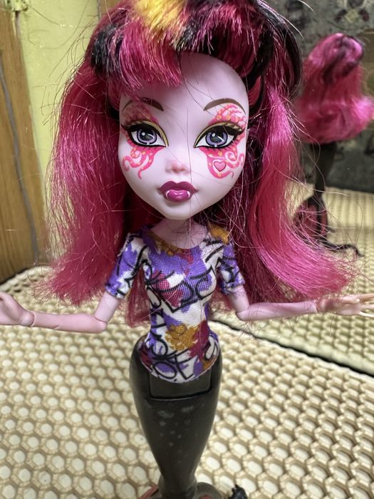 Продам куклу монстр  хай!