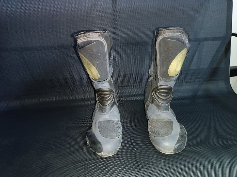 Мото екипировка .