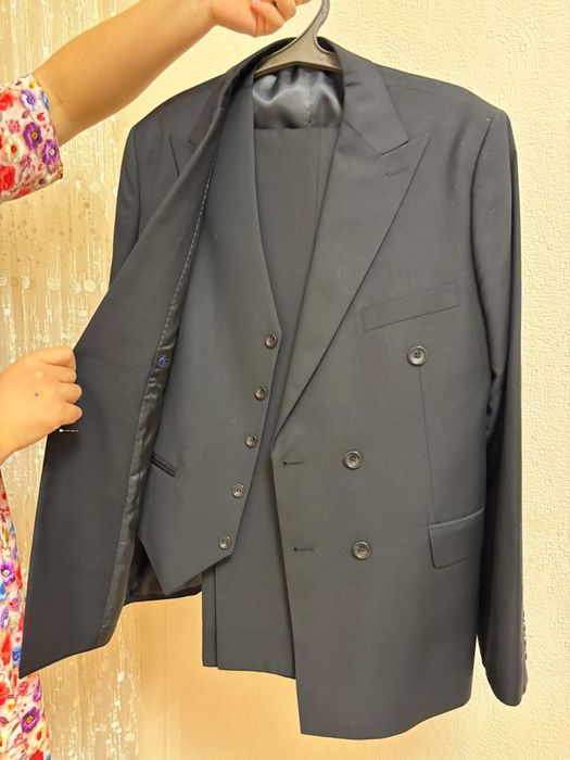 Классический костюм тройка