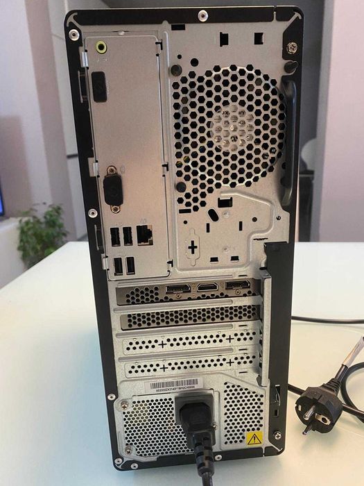 PC Gaming Lenovo i5-10400F / GTX 1650 SUPER 4GB / 8GB RAM / SSD 256GB + HDD 1TB