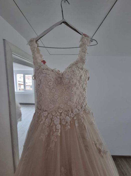 Vând rochie de mireasa