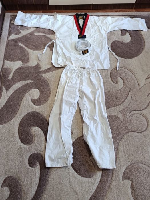 Тайквандо. Одежда для подростков.