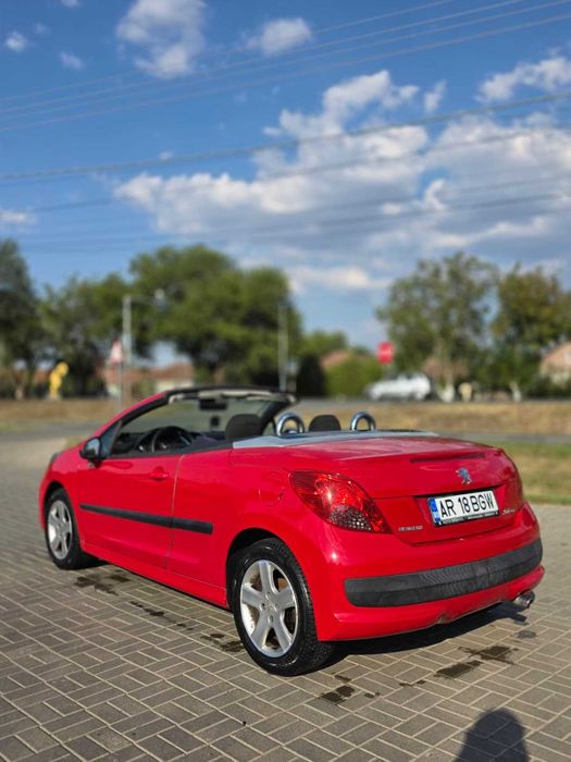 PEUGEOT 207 CC / 1,6 Benzina 120 CP / Decapotare Electrica Hard Top