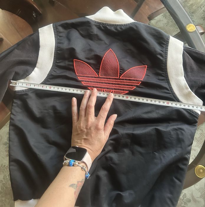 Тънко яке Adidas