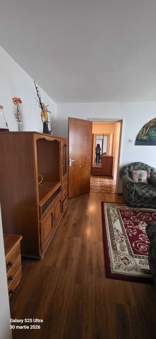Proprietar vând apartament, cf.1 semidecomandat