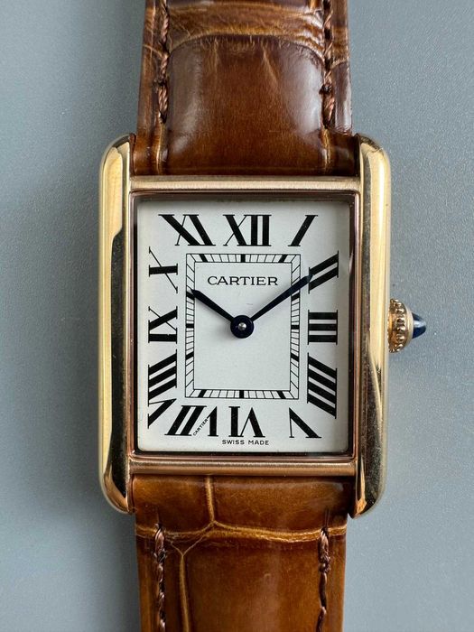 Унисекс часовник Cartier Tank с кварцов механизъм