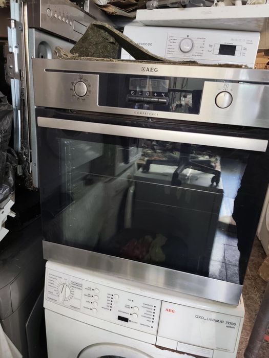 Фурна за вграждане АЕG