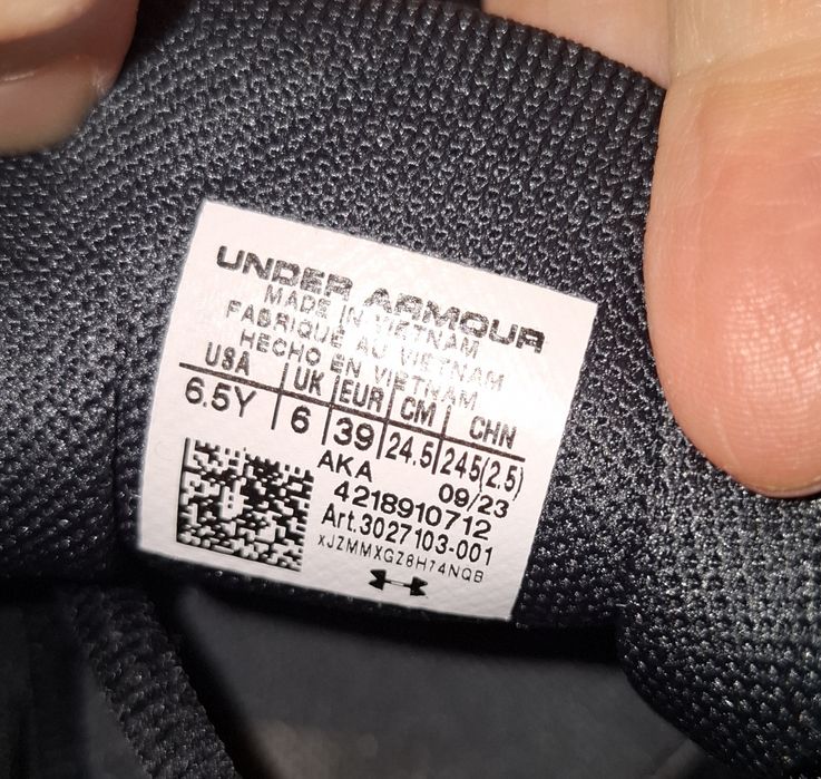 Маратонки 39 номер