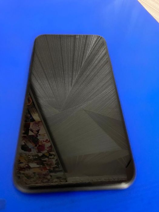 Продам Айфон 11 64гб 71 вкб