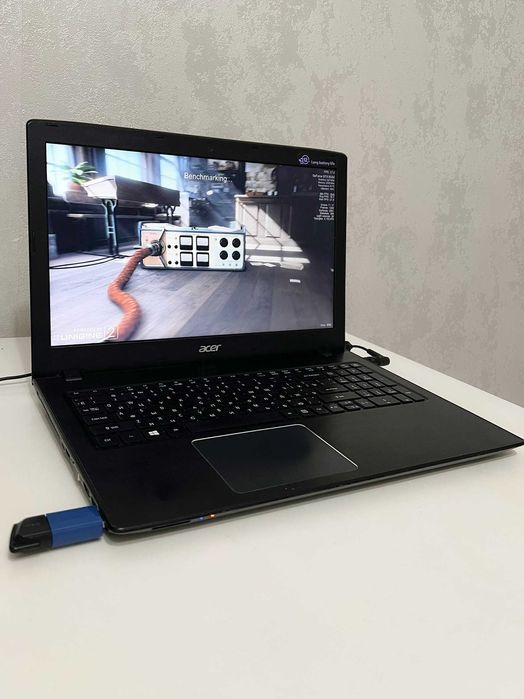 Ноутбук Acer / Core i3 / GTX 950m / 8gb / 120gb ssd / 1000gb hdd