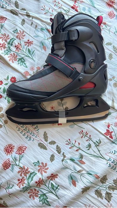 Шикарные Коньки, размер 40. Германия