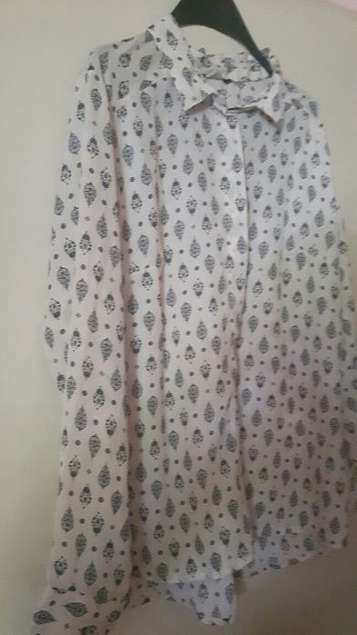 Продавам дамска риза