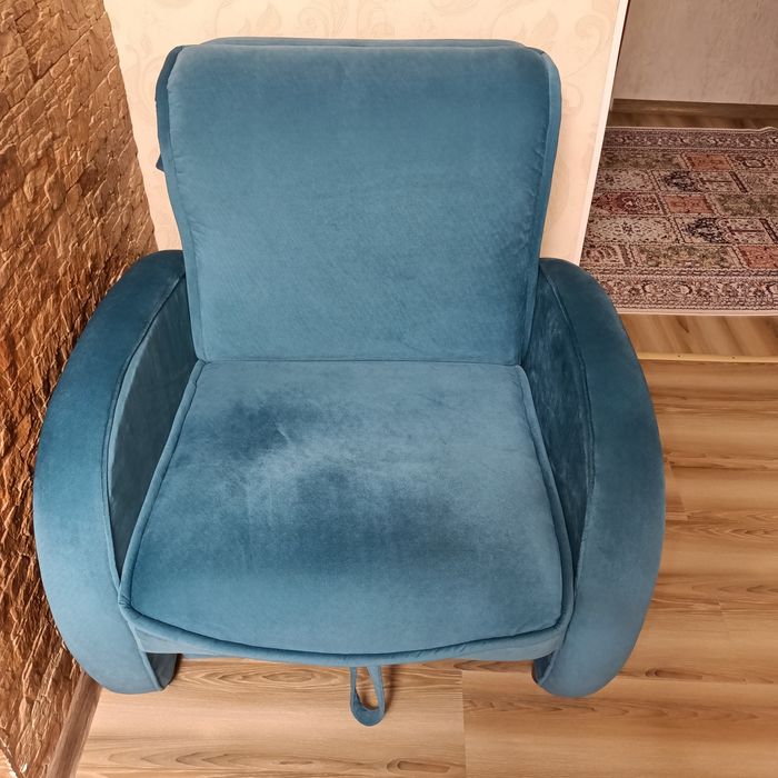 Диван и два кресло