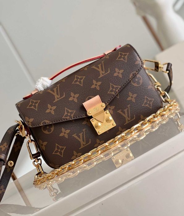 Geanta LV Louis Vuitton Metis East West 21 cm, tip Premium