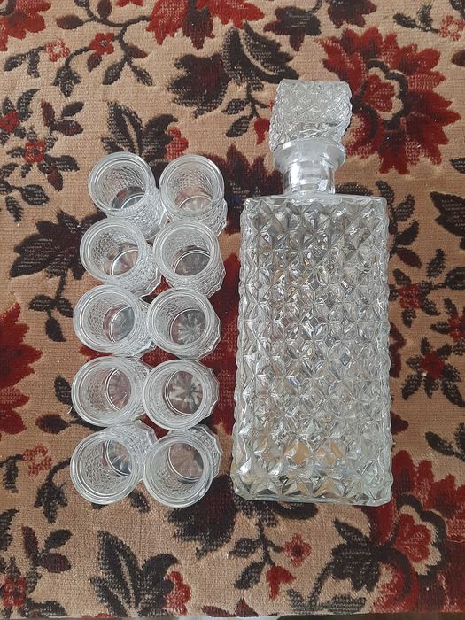 Стъклен сервиз за ракия