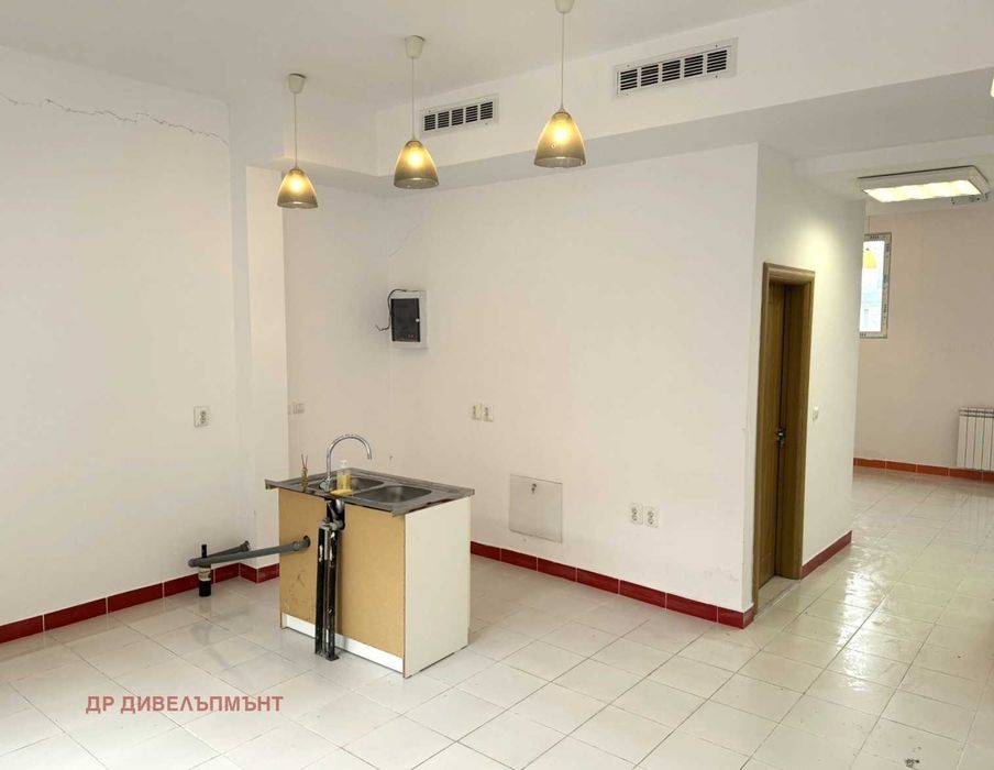 Продава се Магазин в София, Хаджи Димитър - 85 кв.м за 1753 €/кв.м - Снимка #1