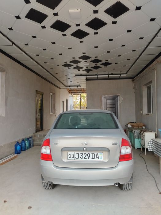 Moshina holati yaxshi 4 ta yangi balon qoyilgan