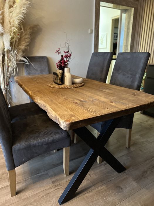 Плот за трапезна маса