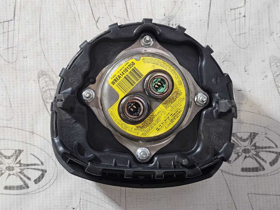 Airbag volan șofer BMW Seria 1 E81 E82 E87 E88 / Seria 3 E90 E91 2004-2013 2010 2.0d 130kW Cod OEM: 305166199001-AJ, 32306884672, 6884672 (5E3)