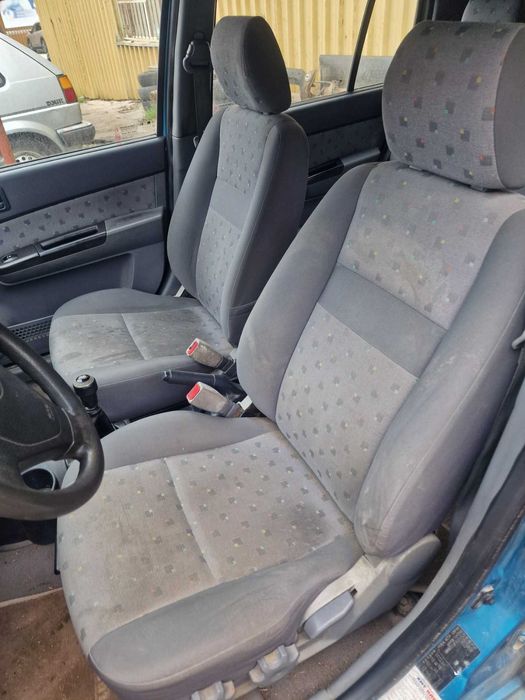 Продавам HYUNDAI GETZ 2003 1.1 НА ЧАСТИ