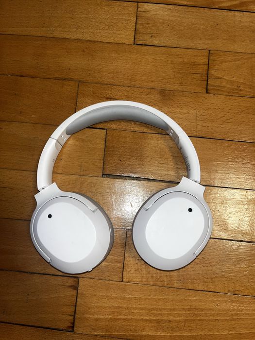 Edifier W820NB безжични слушалки