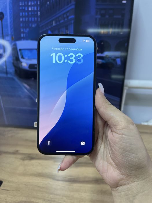 Телефон Apple iPhone 16