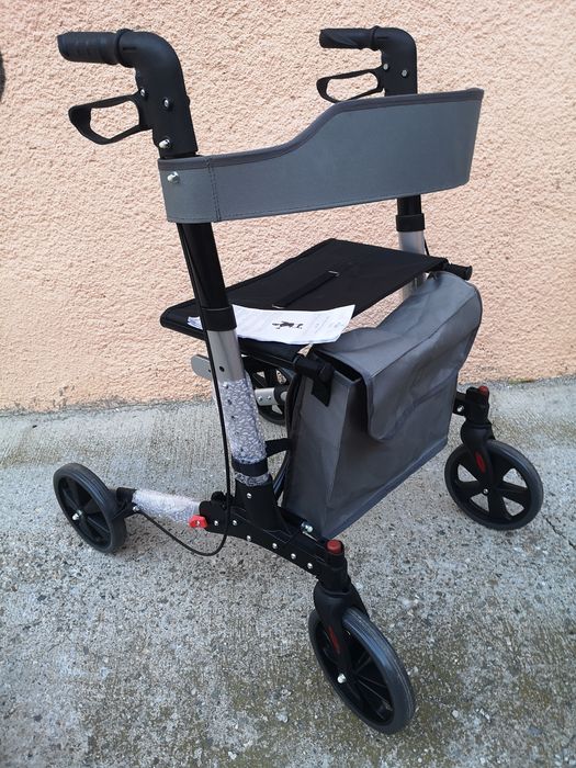 Carucior cadru cu roti rolator  ortopedic handicap dizabilități varstnici batrani dublu pliabil rabatabil