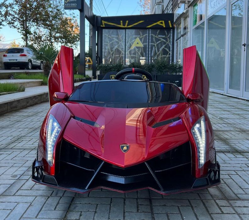 Детская машина Lamborghini Veneno XMX615 4WD 12v10ah есть монитор mp4