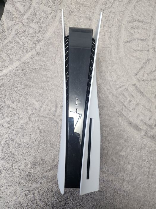 Продам игровые приставки