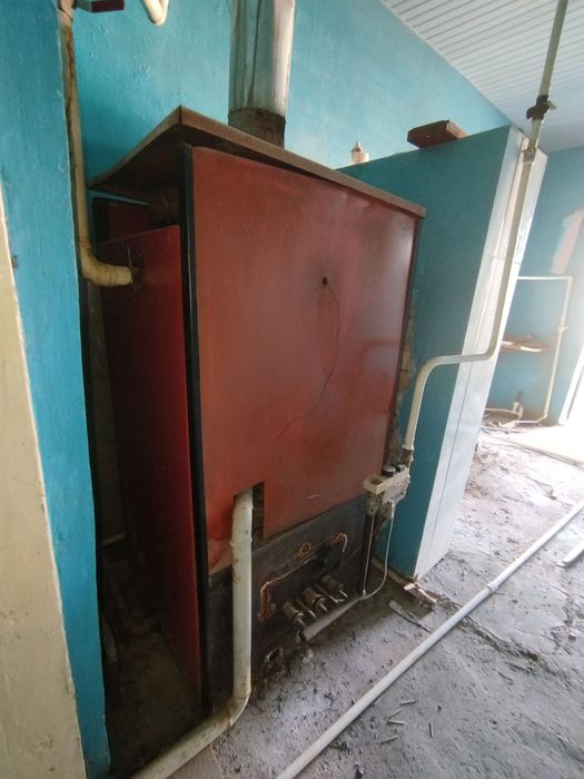 Продаётся котёл отопления !