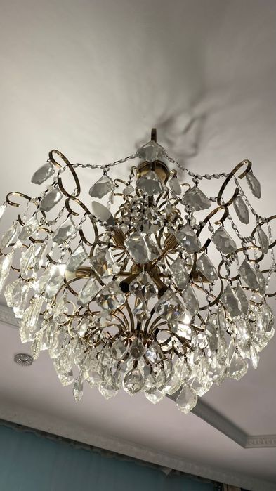 Люстры гостинный