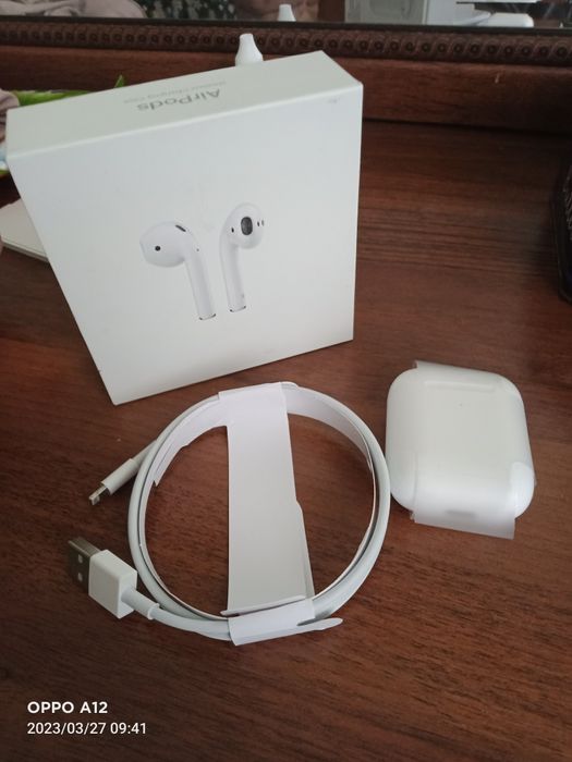 Наушник  аирподс