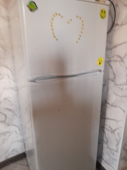 Продам холодильник