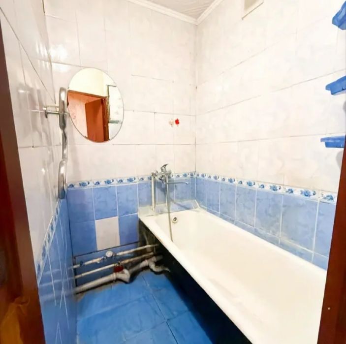 продам 3-х ком. 4мкр. 4-этаж