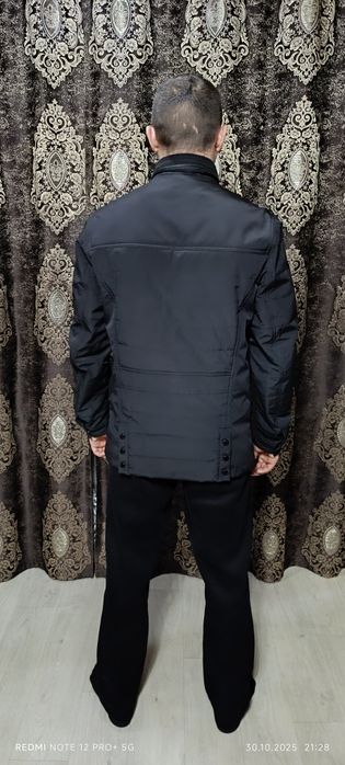 Продам классическую куртку