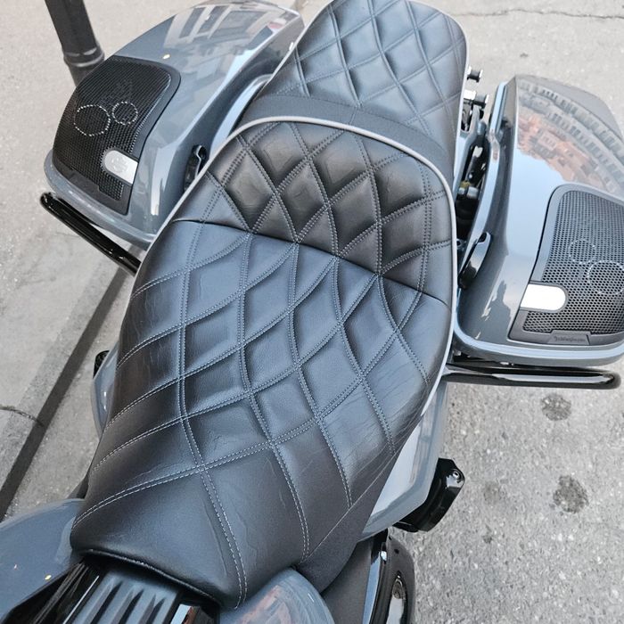 Șa sezut Corbin pentru Harley Davidson