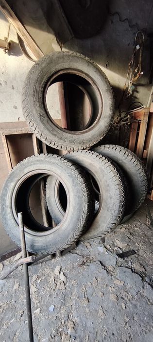 Резина б/у. 4шт.