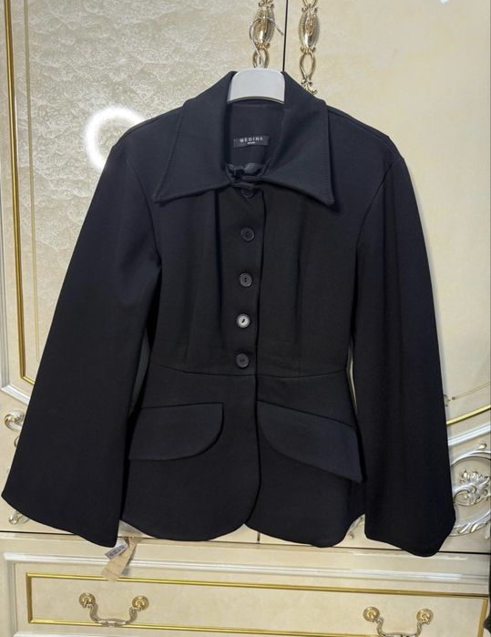Пиджак приталенный