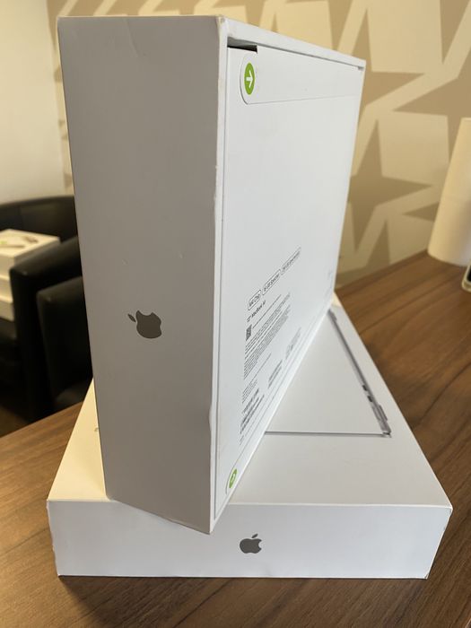 MacBook Air 13-inch/ M4 / 16 Gb RAM / 256 Gb / Silver / Sigilat|