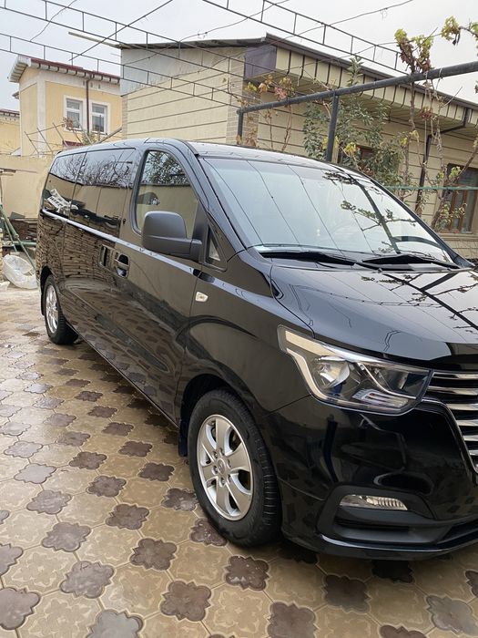 Hunday Grand Starex sotiladi