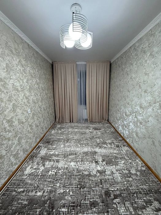 Фрунзе 3х комнатная  квартира  61